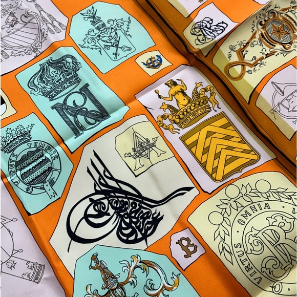 NEW in Box HERMES Square Silk Scarf Chiffres Et Monogrammes - Annee 1866 - Picture 3 of 10